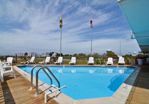 sea-bay-hotel-outside-pool